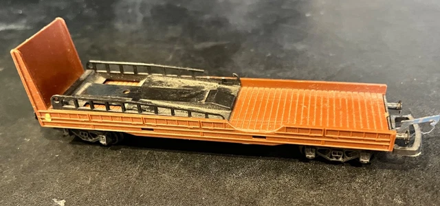 VINTAGE LIMA MODEL HO/OO gauge car transporter or low-floor flat wagon ...