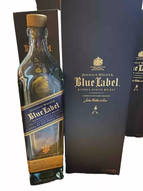 Johnnie Walker Blue  Scotch Whiskey Empty Bottle Box Cork Chain Charm Bar Decor