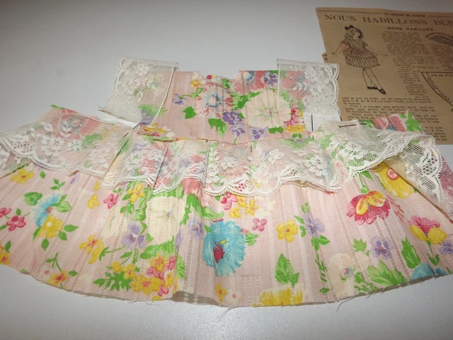 KIT : VETEMENT découpé POUPEE ancienne BLEUETTE (robe habillée)