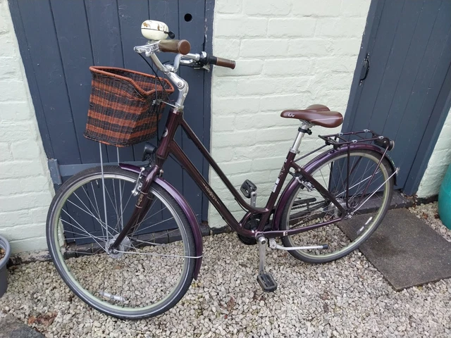 GIANT FLOURISH LIV hybrid ladies city bike purple colour in