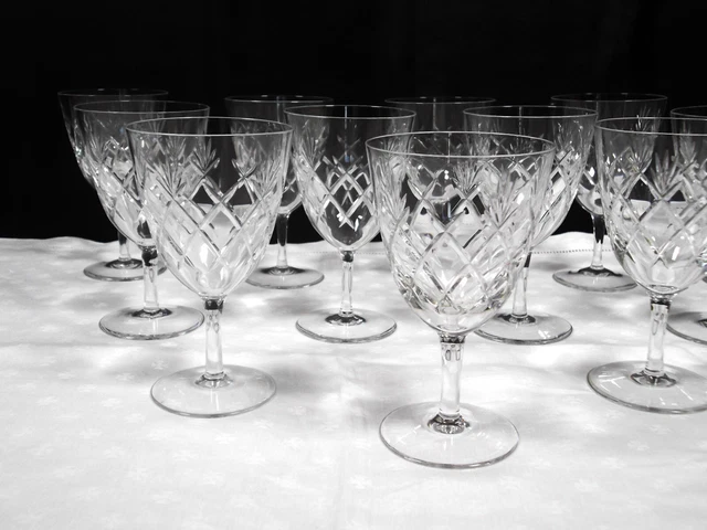 Cristal De Lorraine 12 Grandes Vasos A Pie 14CM de Cristal Tallado