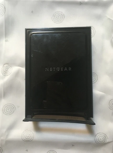 Netgear WNR2000 4-Port Wireless N Router WNR2000