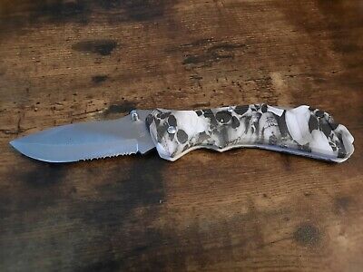 Frost Cutlery White Skull Camo Buckshot Tactical 5 1/4"Closed Knife