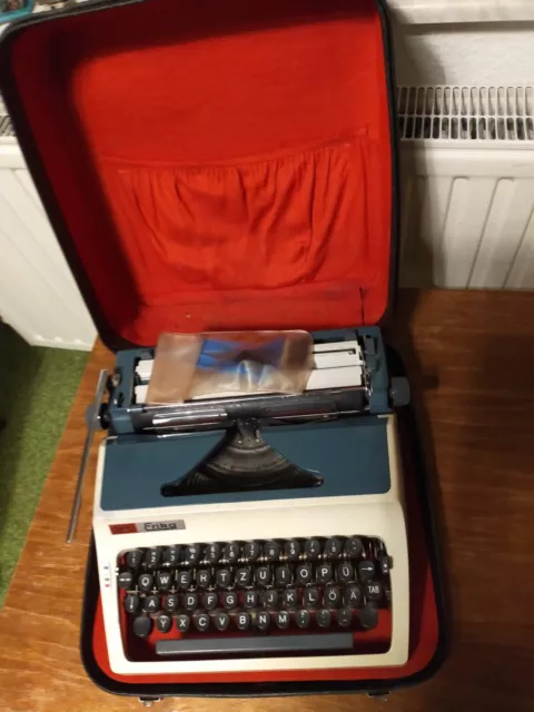 alte Schreibmaschine Typ Erika