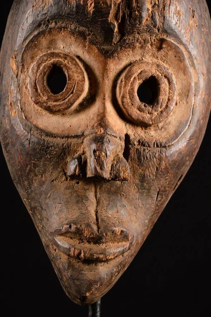 10555 An Old African Dan Mask Liberia 3