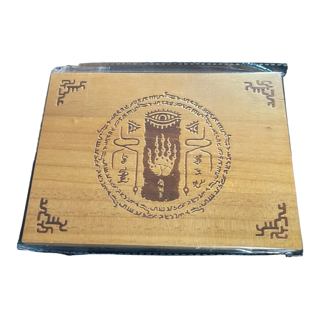The Legend of Zelda: Tears of the Kingdom Wooden Plaque, GameStop Exclusive