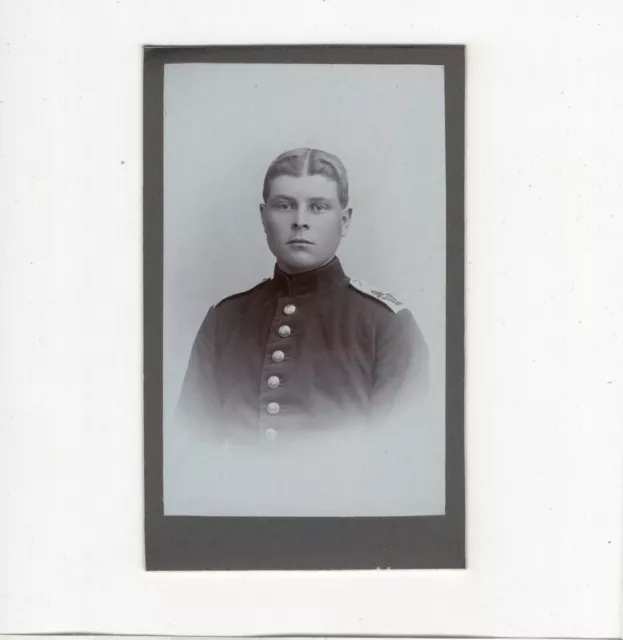 CDV Foto Soldat - um 1900