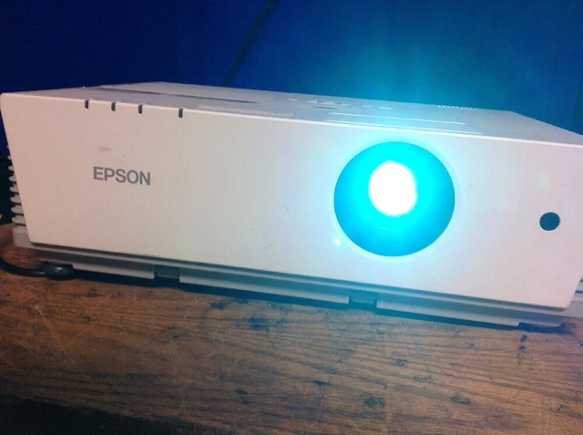 Epson LCD Projector EMP-6100