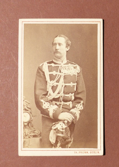 CDV 1879 + OFFIZIER - 1. LEIBGARDE HUSAREN REGIMENT mit ORDENSSPANGE + EK Husar