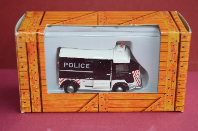 Miniature Citroën TYPE H Police Secours échelle 1/24 - Collection Hachette N°22 - Neuf