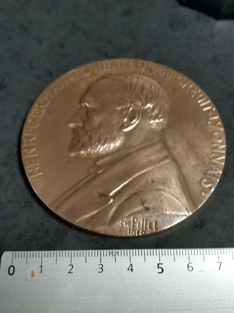 Médaille En Bronze Du Fondateur Du Crédit Lyonnais, Ancienne
