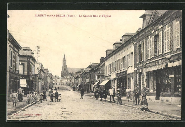CPA Fleury-sur-Andelle, La Grande-Rue et l´Eglise