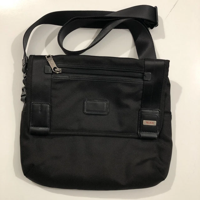 Tumi Alpha Bravo Beale Mini Shoulder Bag Nylon Black 22371DH Travel Crossbody