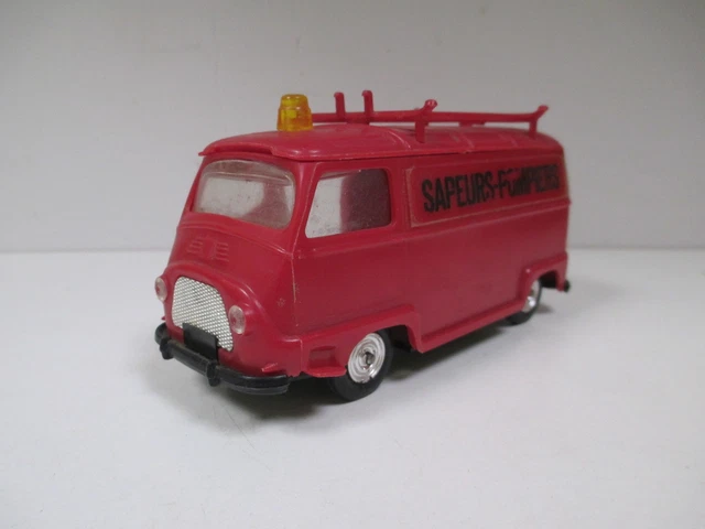 Minialuxe Renault Estafette électricité secours