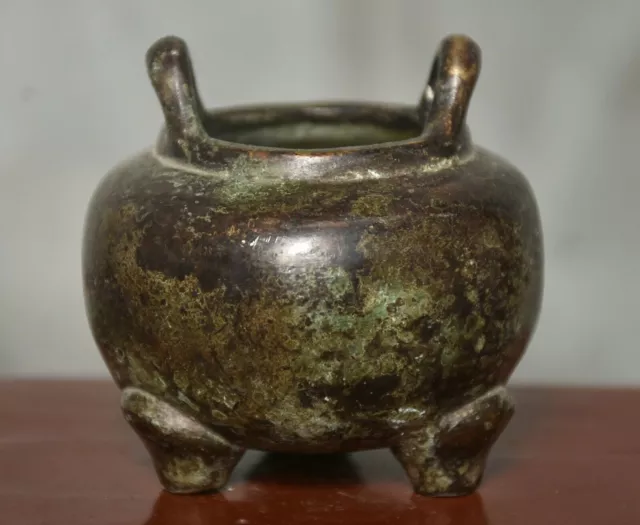 7.5CM Marked Old Chinese Copper Dynasty Palace 2 Ear 3 Feet Incense Burner