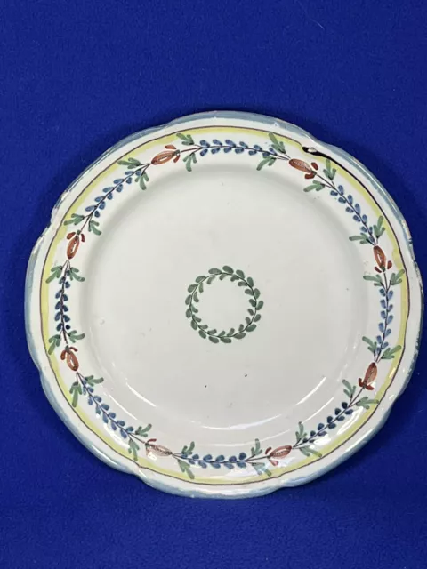 Assiette En Faience Ancienne Nevers La Rochelle??