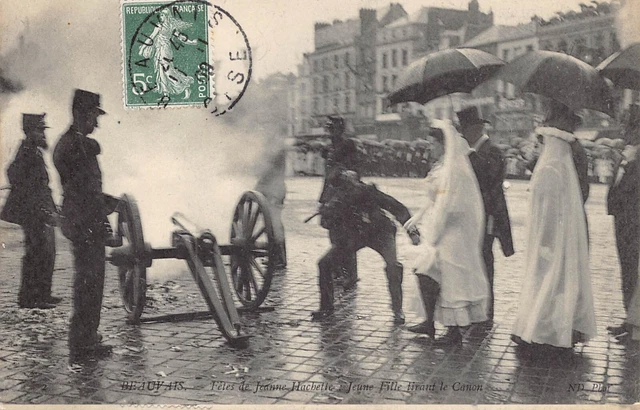 CPA Dept 60 Oise - Beauvais Fêtes de Jeanne Hachette Young Girl Pulling the Gun