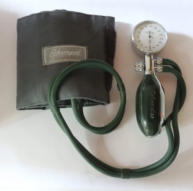 Altes Blutdruckmessgerät Erkarapid von der Fa. ERKA