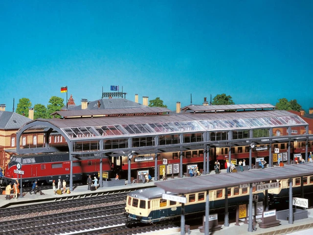 Maquette De Quai De Gare Couvert Kleinbahn - Référence 450, Avec Boîte D'origine