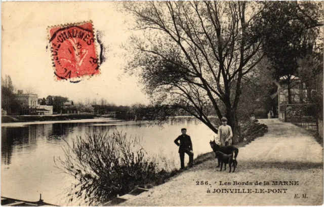 CPA Joinville-le-Pont Les Bords de la Marne FRANCE (1339445)