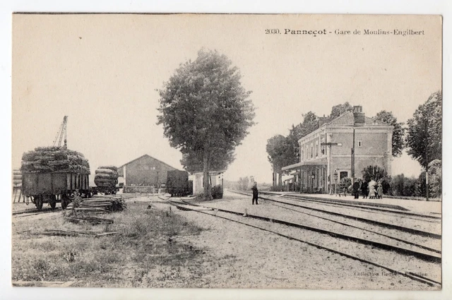 58 @ Carte Postale Ancienne De Pannecot - La Gare De Moulins Engilbert @ Animee