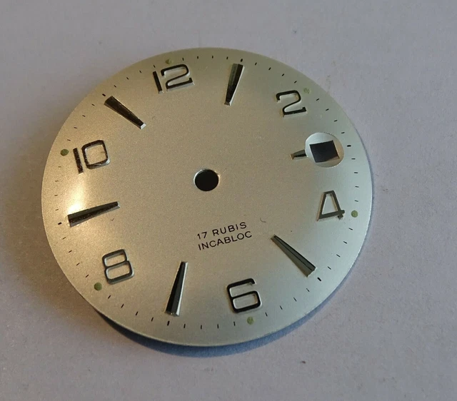 Cadran De Montre Suisse ETA 2541 - Bombé, ébauche, Par CADRHOR Besançon