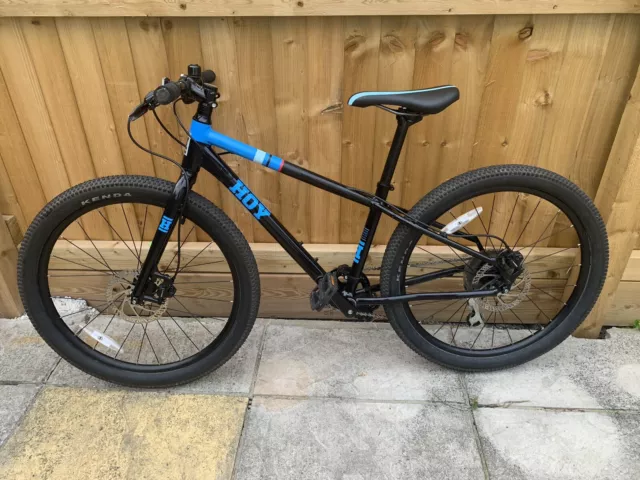 HOY BONALY 24 Junior Hybrid bike 24in wheels Black Blue Excellent Condition. 185.00 PicClick UK