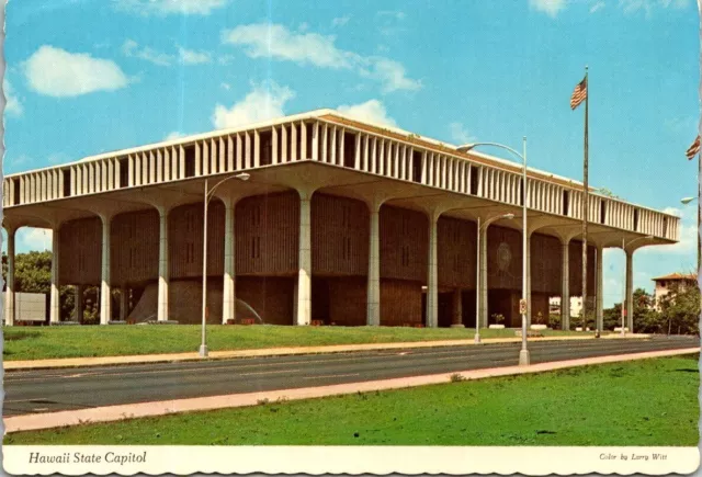 Vintage Hawaii State Capital Postcard ~ Ships Free