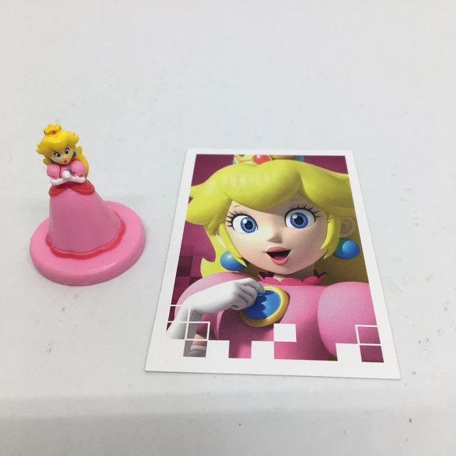 MONOPOLY GAMER NINTENDO Board Game Princess Peach Character Token