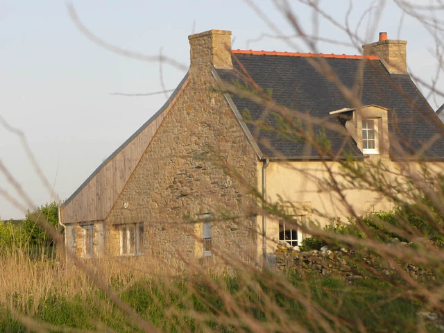 Maison de pêcheur en pierre a 30 pas de la mer 2