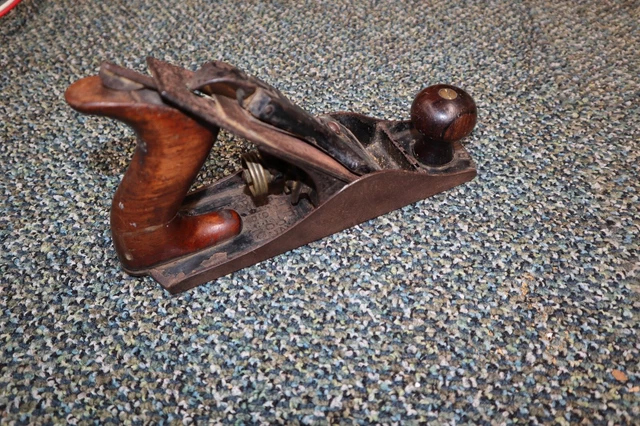 Used Early Vintage Stanley Bailey No  4 Hand Wood Plane