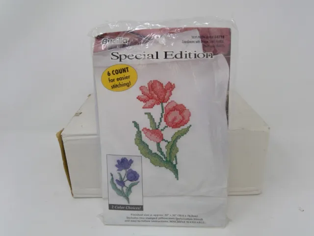 Kit de par de fundas de almohada estampadas Bucilla - tulipanes # 64798