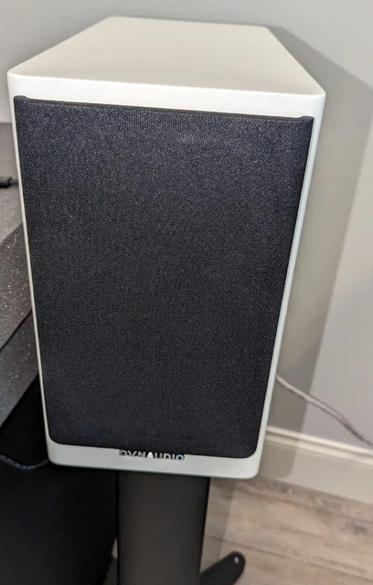 Dynaudio Evoke 10 Bookshelf Speakers - Pair