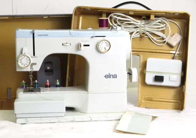 Vintage 1956-1958 ELNA SUPERMATIC Type 722010 SEWING MACHINE With Travel  Case
