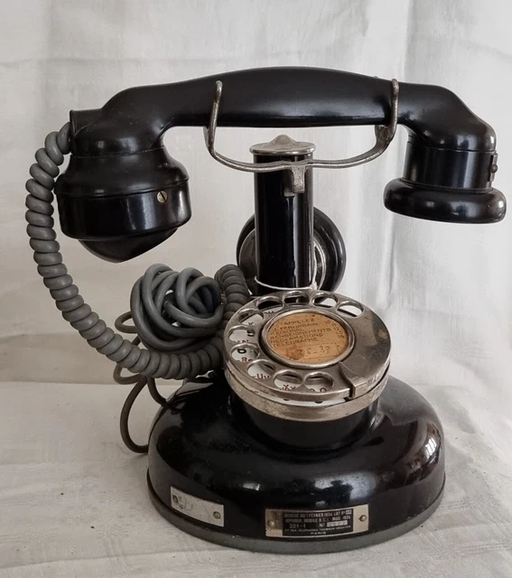 Telephone Blanc/Noir Bakélite - Vendu