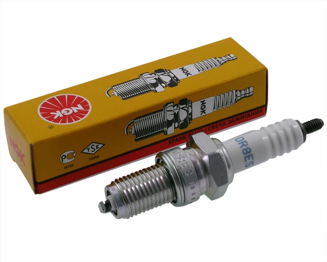 Bougie d'allumage NGK DR8ES