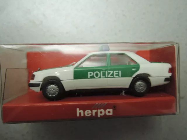 Herpa 041416 Mercedes 300 e Polizei aus Sammlung in Faltschachtel (2016)