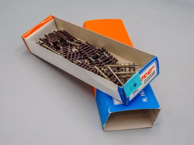 Roco #22206 N-Scale Straight Track 33.6mm (24-Pieces) - Boxed