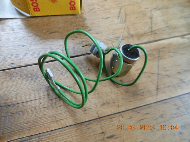VW Aircoold 1973-1979 Condensatore - Vertigini sottovuoto - Foro quadrato laterale Bosch OG