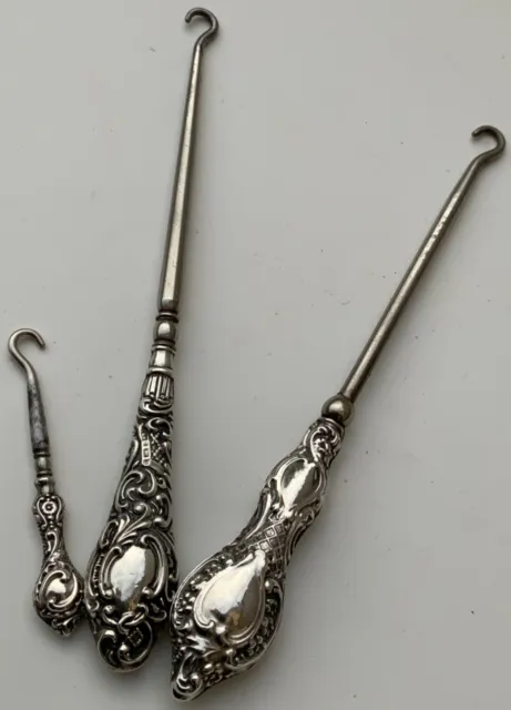 3 antichi uncini hooks per allacciare stringhe corsetti manico argento silver