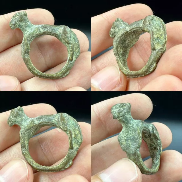 Ancient Roman bronze panther animal ring with Greek patina