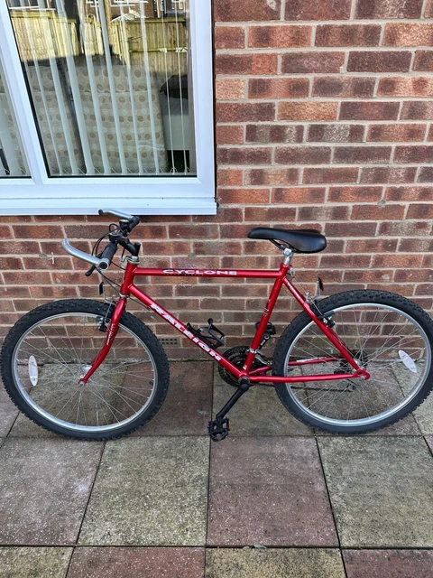 RALEIGH CYCLONE RED 15 Speed Men s Mountain Bike Vintage Frame M 30.00 PicClick UK