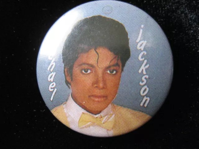 Michael Jackson-Yellow Bow Tie-Pin-Badge-Button-80's Vintage-Rare