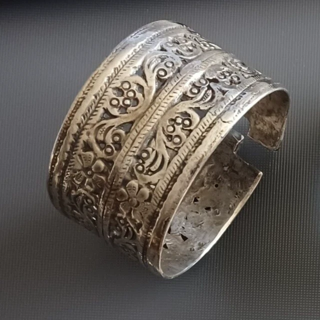 Bracelet argent, jonc plat et large, neutre de décor, orfèvre Parisien