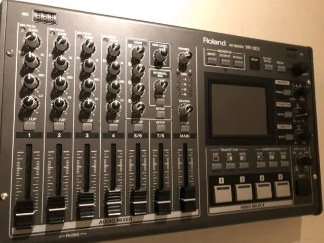 Roland VR-3EX All-in-one AV Mixer Video Switcher Used