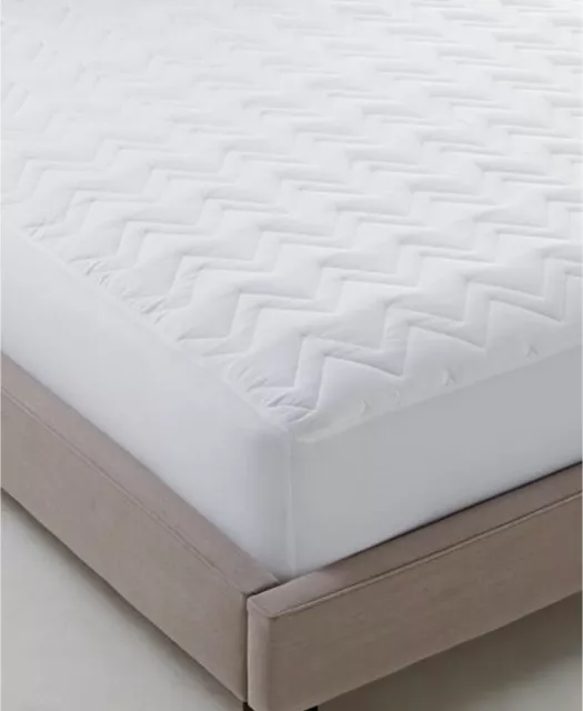 Martha Stewart Essentials Classic Full Mattress Pad T4101251