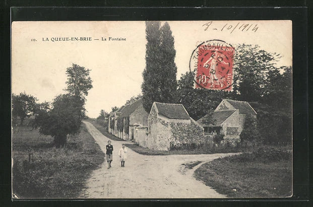 CPA La Queue-en-Brie, La Fontaine 1914
