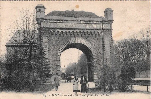 CPA 57 - METZ - La Porte Serpenoise