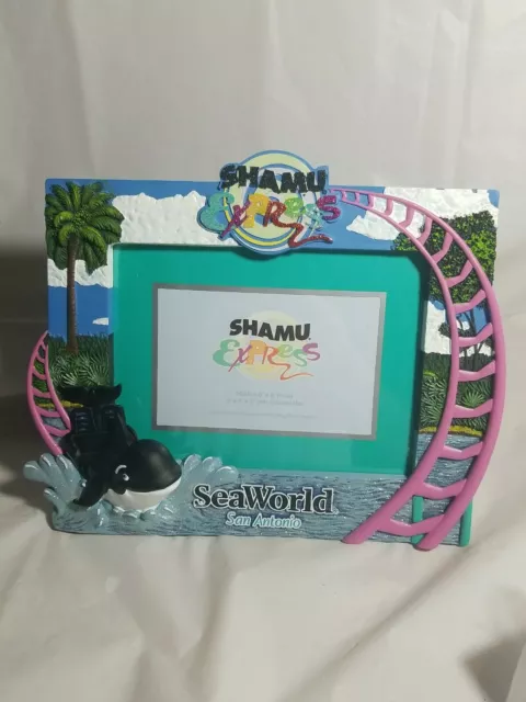 SeaWorld San Antonio resin 8” x 6”picture frame Photo with Shamu express design