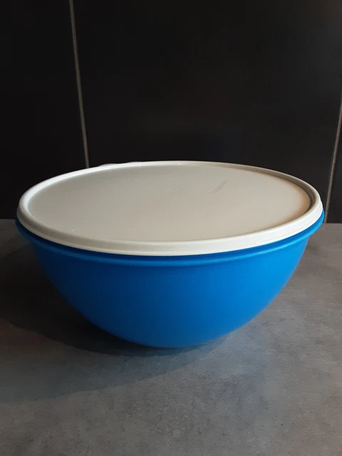 Saladier/soupère Tupperware 4,5L Avec Couvercle - Couleurs Orange, Jaune & Bleu, Occasion